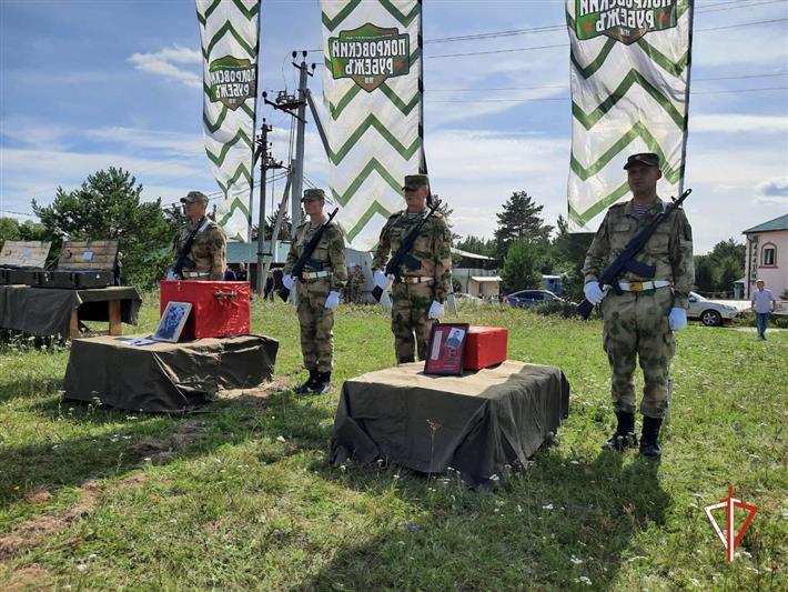 Военнослужащие калиновского соединения Росгвардии приняли участие в акции «На страже памяти»