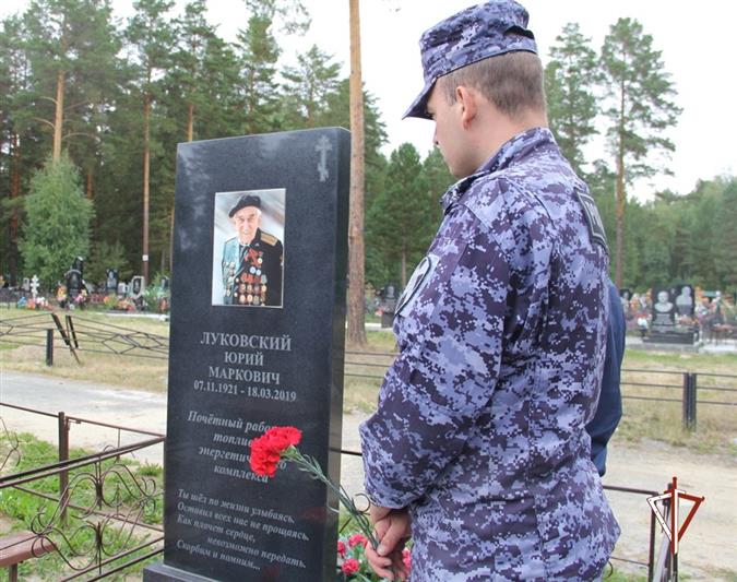 В Тюмени представители Росгвардии продолжают участие в ведомственном патриотическом проекте «На страже памяти»