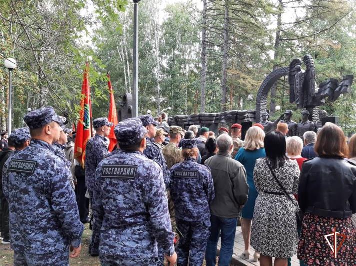 В Уральском округе Росгвардии состоялись мероприятия,  посвященные Дню солидарности в борьбе с терроризмом (видео)
