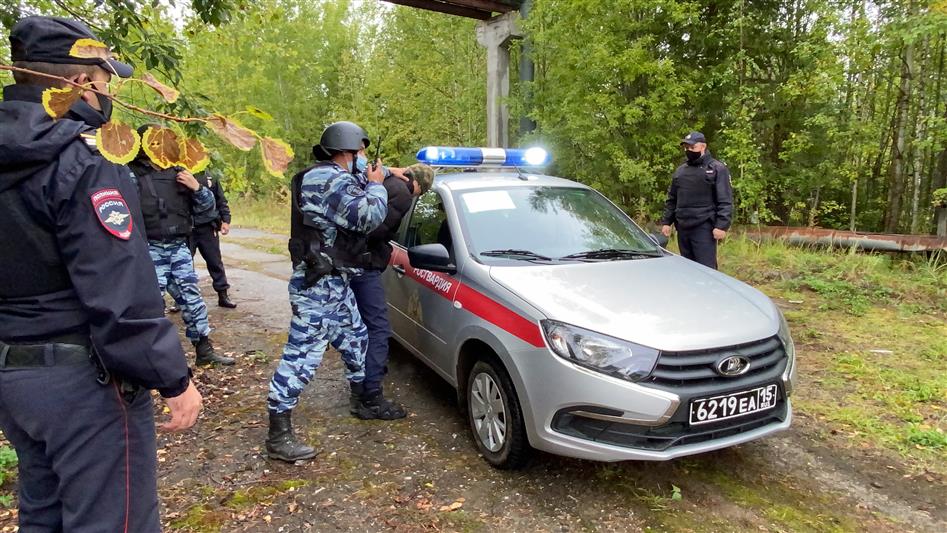 В Усинске сотрудники Росгвардии задержали  подозреваемого в хищении крупной суммы денег