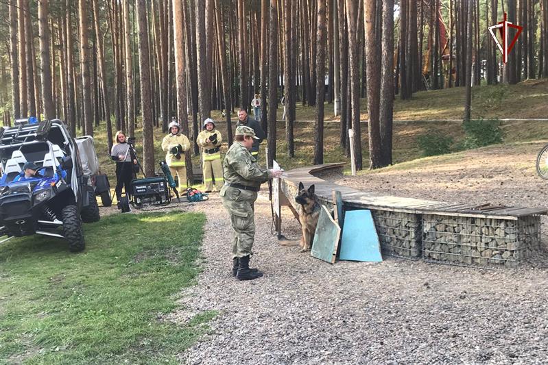 Военнослужащие Росгвардии приняли участие в мероприятиях, посвященных Дню солидарности в борьбе с терроризмом