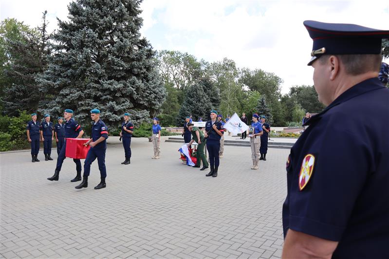 Сотрудники Росгвардии приняли участие в перезахоронении останков красноармейца на Ставрополье
