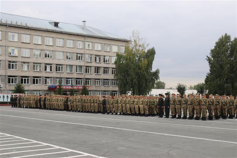 В Новосибирском военном институте имени генерала армии И.К. Яковлева отметили День знаний