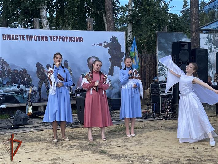 В Иркутской области росгвардейцы и ветераны ведомства заложили камень на месте мемориального комплекса жертвам терроризма