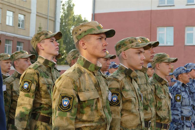 Класс Росгвардии открылся в кузбасской губернаторской кадетской школе-интернате полиции 