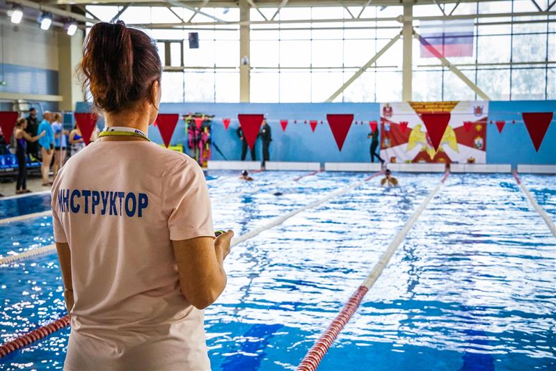 Чемпионат Северо-Западного округа Росгвардии по плаванию стартовал в Великом Новгороде