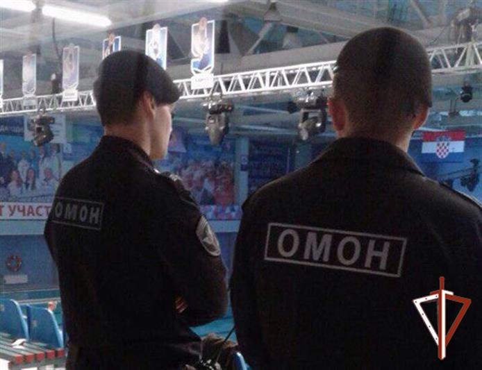 Росгвардия обеспечила безопасность матчей КХЛ в Екатеринбурге и Челябинске