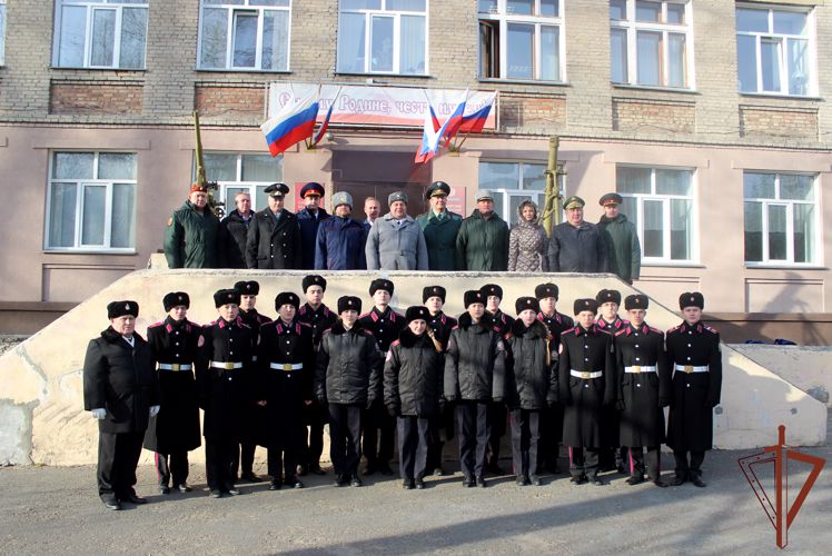 Ученики класса Росгвардии Сибирского кадетского корпуса принесли торжественную клятву 