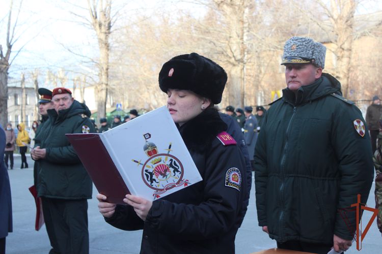 Ученики класса Росгвардии Сибирского кадетского корпуса принесли торжественную клятву 