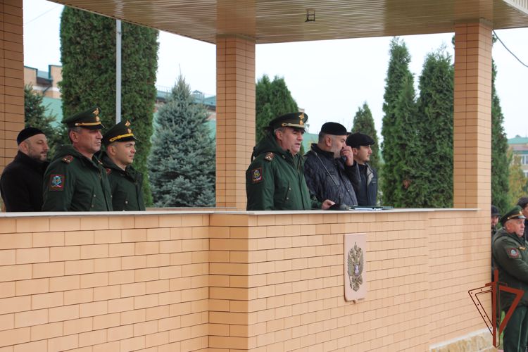 Грозненские школьники побывали в гостях у Росгвардии