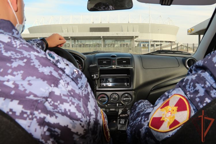 Росгвардия обеспечила правопорядок во время футбольного матча Российской Премьер-Лиги в Ростове-на-Дону