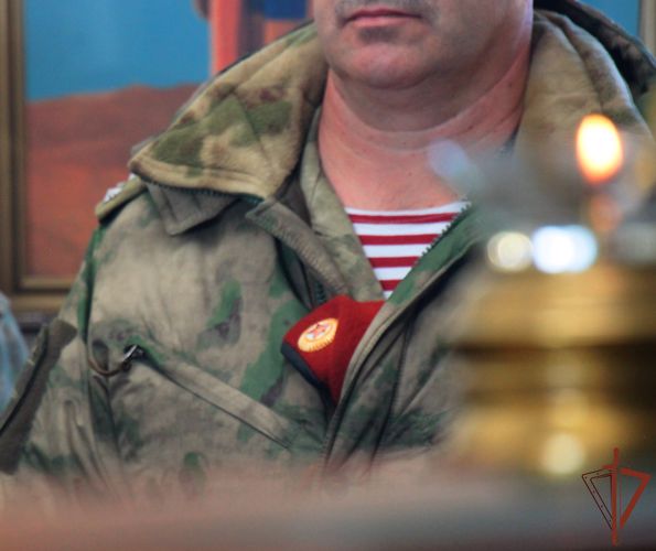 Митрополит Смоленский и Дорогобужский благословил военнослужащих Росгвардии на службу Отечеству