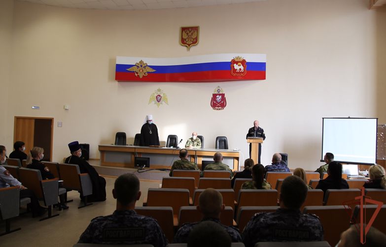 Встречу с митрополитом Челябинским и Миасским провел руководитель тероргана Росгвардии