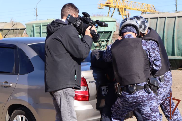 Ставропольские журналисты провели один день во вневедомственной охране Росгвардии