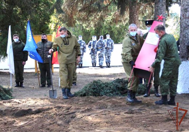 Военнослужащие Росгвардии на Кубани почтили память жертв фашизма