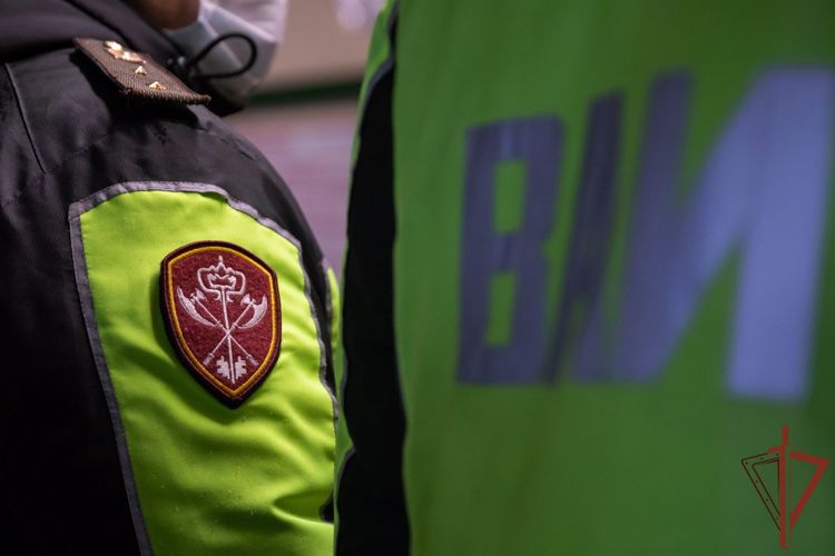 Для водителей Росгвардии проведен показной технический смотр транспортных средств