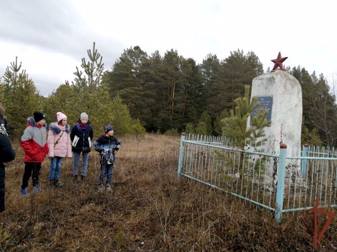 На Южном Урале сотрудники Росгвардии провели экскурсии для ребят из социального центра