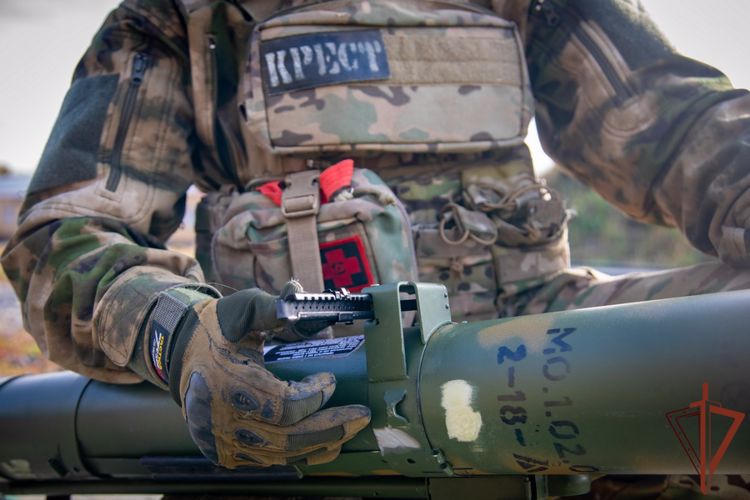 В условиях невидимой угрозы