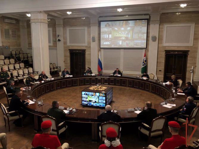 Представители Росгвардии приняли участие в открытии Дня призывника в Новосибирской области