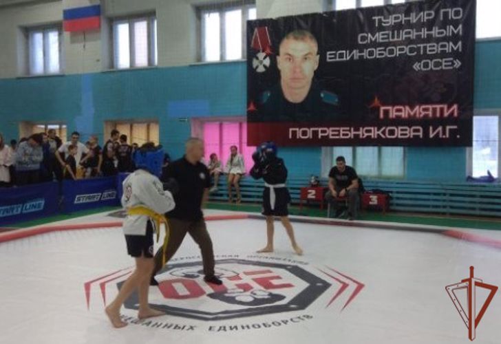 Турнир по смешанным единоборствам памяти погибшего сотрудника ОМОН прошёл в Новосибирской области  