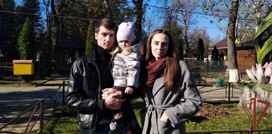В Карачаево-Черкесии семья сотрудника Росгвардии встретилась с журналистами