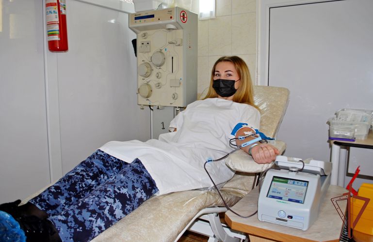 В Крыму сотрудники вневедомственной охраны Росгвардии приняли участие в донорской акции