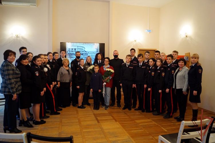 Росгвардейцы в Волгограде встретились с семьями погибших коллег