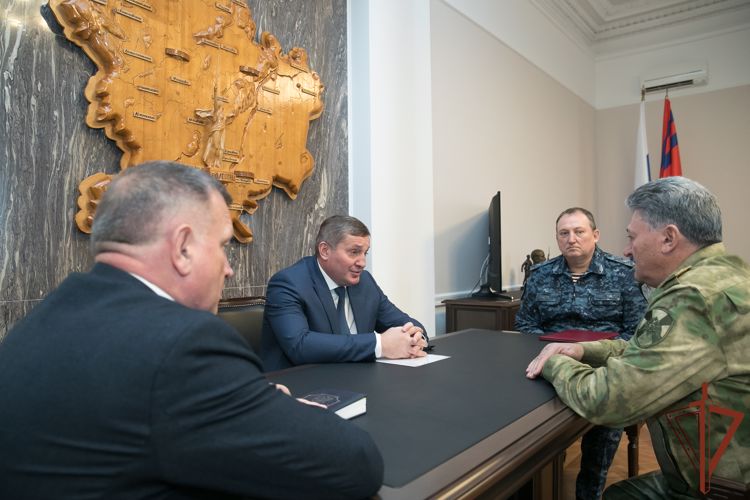 Состоялась рабочая встреча командующего Южным округом Росгвардии и губернатора Волгоградской области