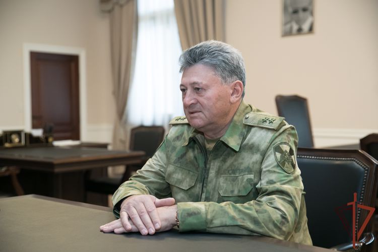 Состоялась рабочая встреча командующего Южным округом Росгвардии и губернатора Волгоградской области