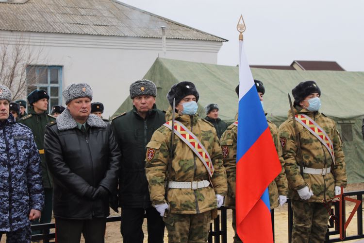 Росгвардейцы приняли участие в открытии отреставрированных памятников в Волгоградской области
