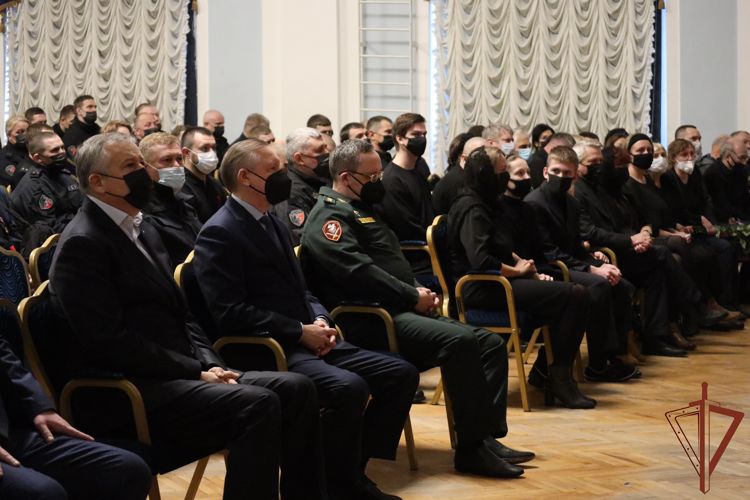 В Санкт-Петербурге простились с погибшим офицером СОБР Росгвардии (Видео) 