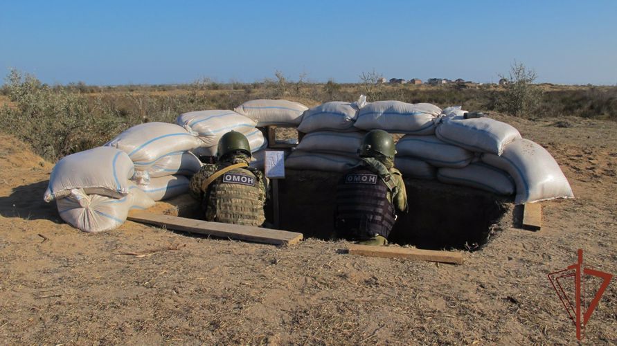  Бойцы каспийского ОМОН завершили полевой выход