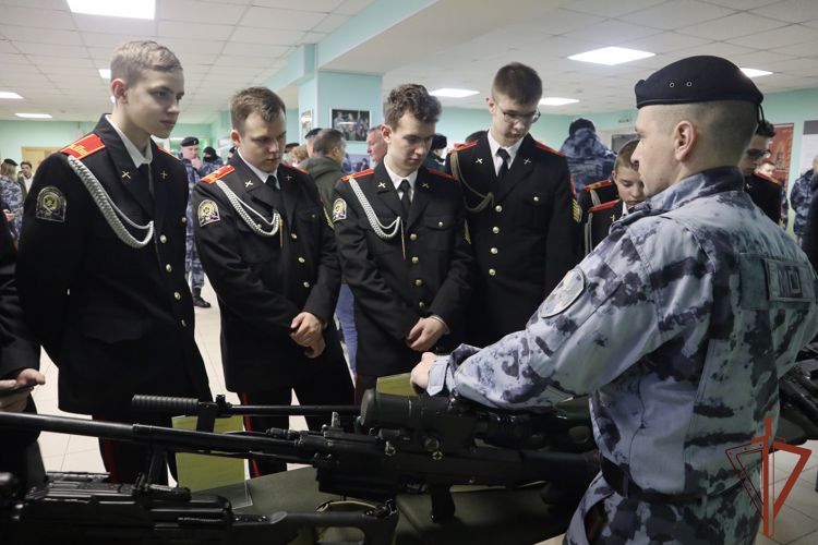 Петербургский ОМОН Росгвардии отметил годовщину образования