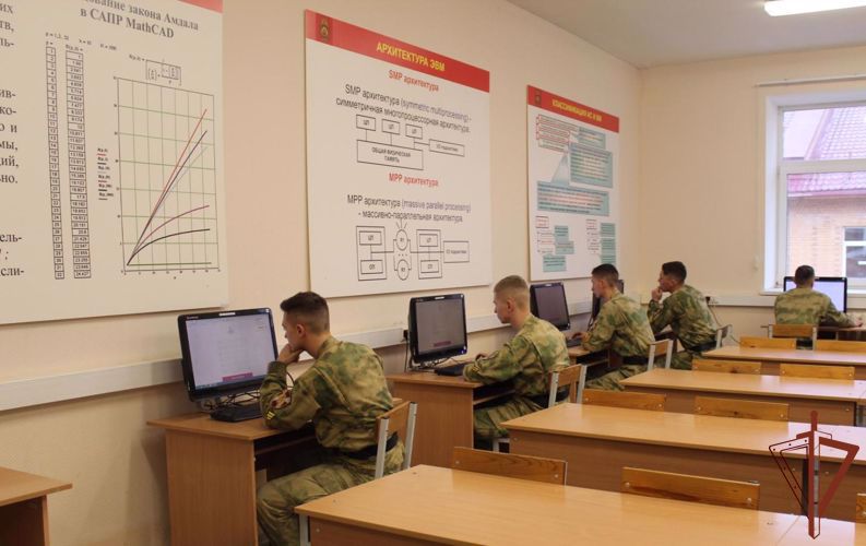 Курсанты и кадеты Росгвардии присоединились к акции «Большой этнографический диктант» в Перми