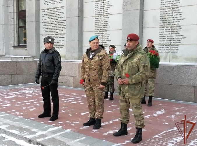 В День военного разведчика росгвардейцы в Иркутской области почтили память павших сослуживцев