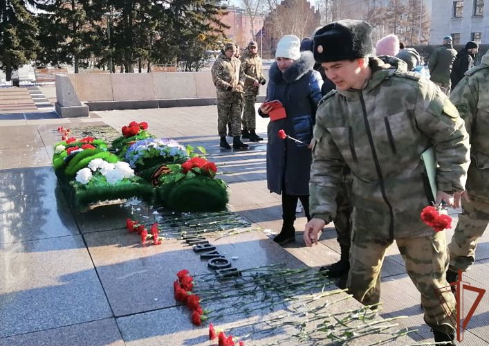 В День военного разведчика росгвардейцы в Иркутской области почтили память павших сослуживцев