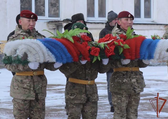 В День военного разведчика росгвардейцы в Иркутской области почтили память павших сослуживцев