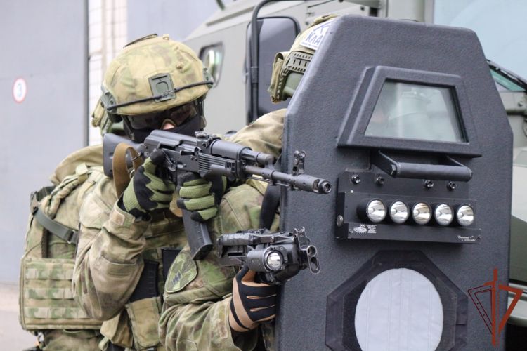 При содействии СОБР Росгвардии задержан подозреваемый в мошенничестве 