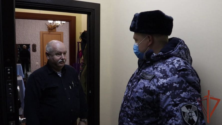 Росгвардия проверила владельцев гражданского оружия в Москве