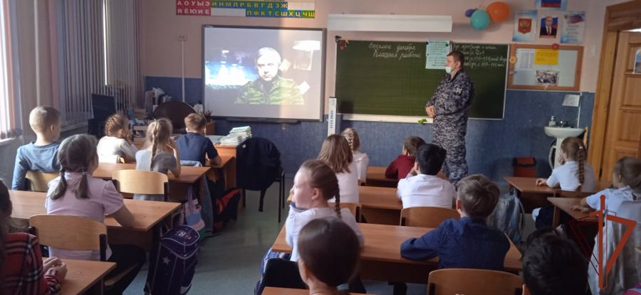 День героев Отечества отметили в Сибирском округе Росгвардии (фото, видео)