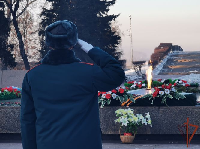 День героев Отечества отметили в Сибирском округе Росгвардии (фото, видео)
