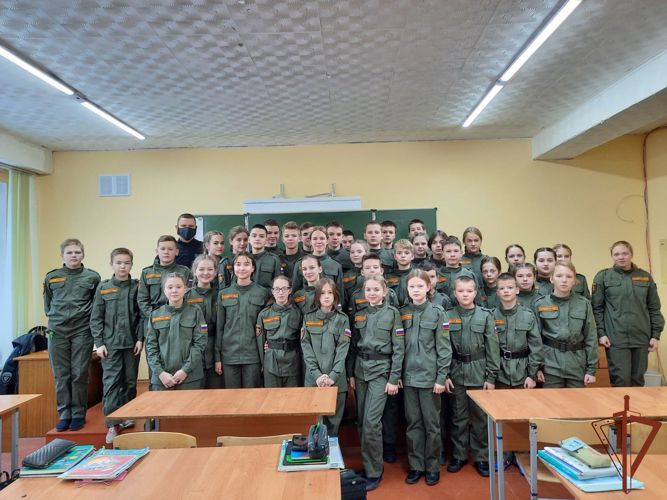 Росгвардейцы Северо-Западного округа провели тематические мероприятия для школьников