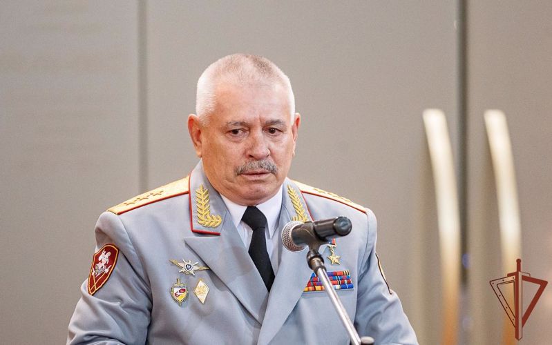 Командующий Уральским округом Росгвардии принял участие в торжестве, посвященном Дню героев Отечества