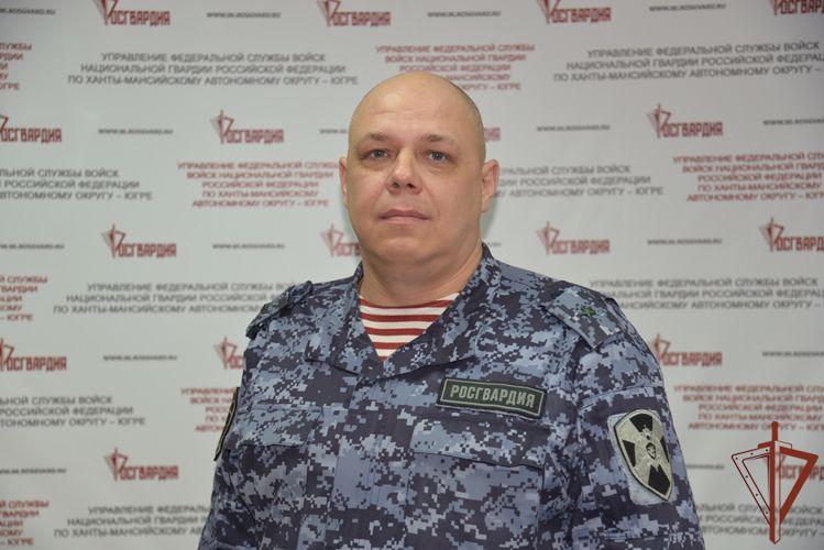 Росгвардеец предотвратил пожар в одном из домов Ханты-Мансийска (видео)