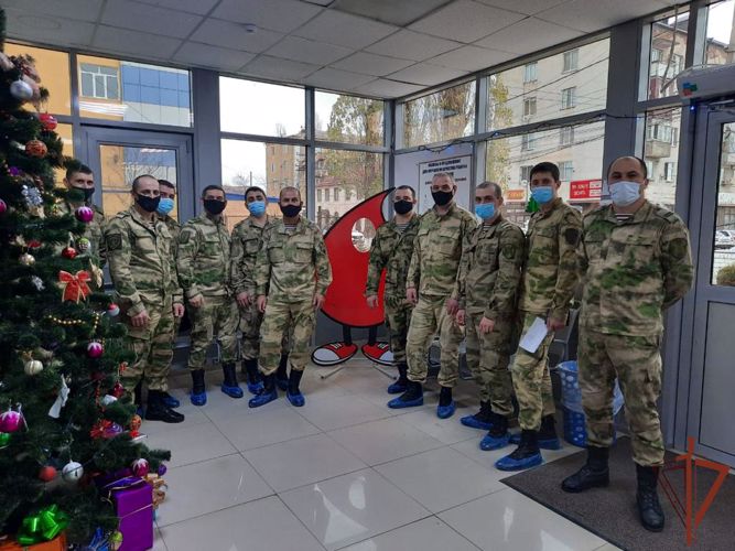 Более 100 росгвардейцев сдали кровь в Дагестане