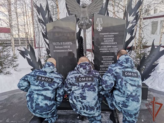 День героев Отечества отметили в Уральском округе Росгвардии (видео)