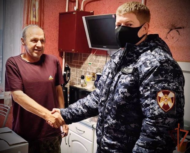 Представители Росгвардии поздравили семьи погибших сослуживцев из Карелии с Новым годом