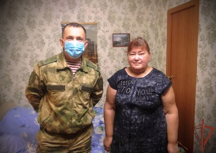 Представители Росгвардии поздравили семьи погибших сослуживцев из Карелии с Новым годом