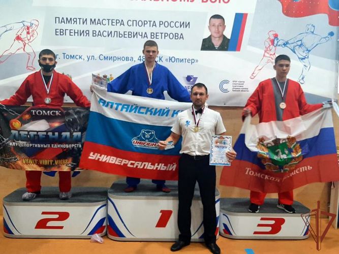 Росгвардеец из Алтайского края победил на всероссийских соревнованиях по универсальному бою