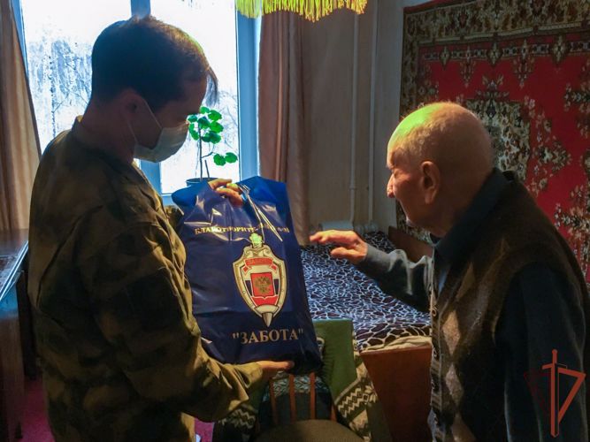 Росгвардия присоединилась к Всероссийской акции «С новым годом, ветеран!»